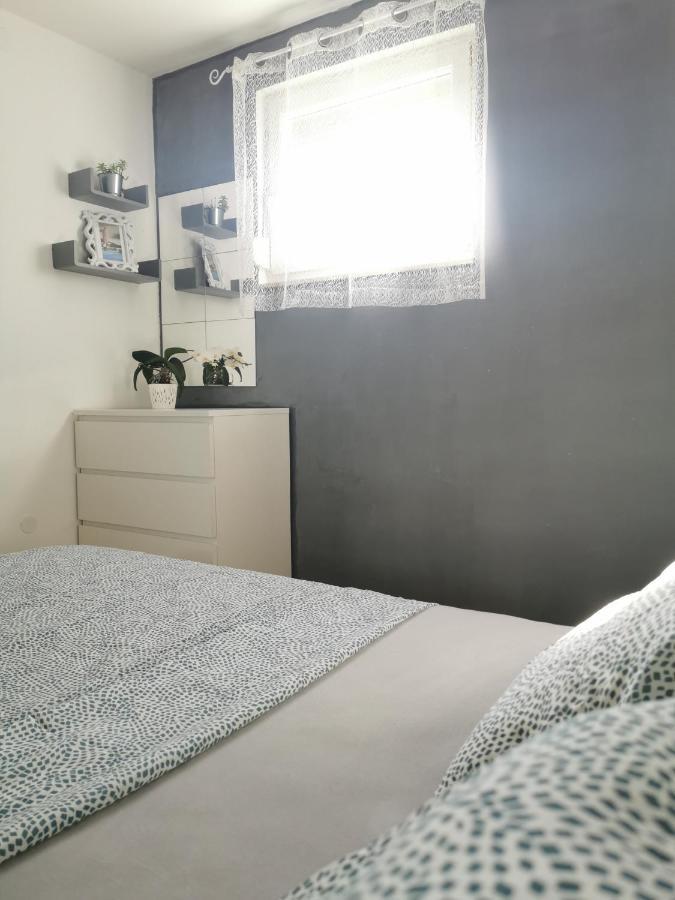 Kenzo Apartment Senj  Buitenkant foto