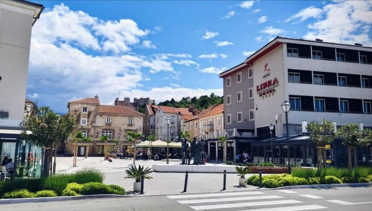Kenzo Apartment Senj  Buitenkant foto