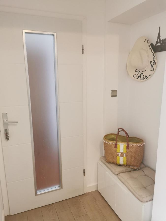 Kenzo Apartment Senj  Buitenkant foto